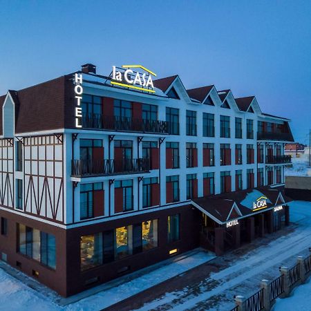 Lacasa Hotel Karaganda Ngoại thất bức ảnh
