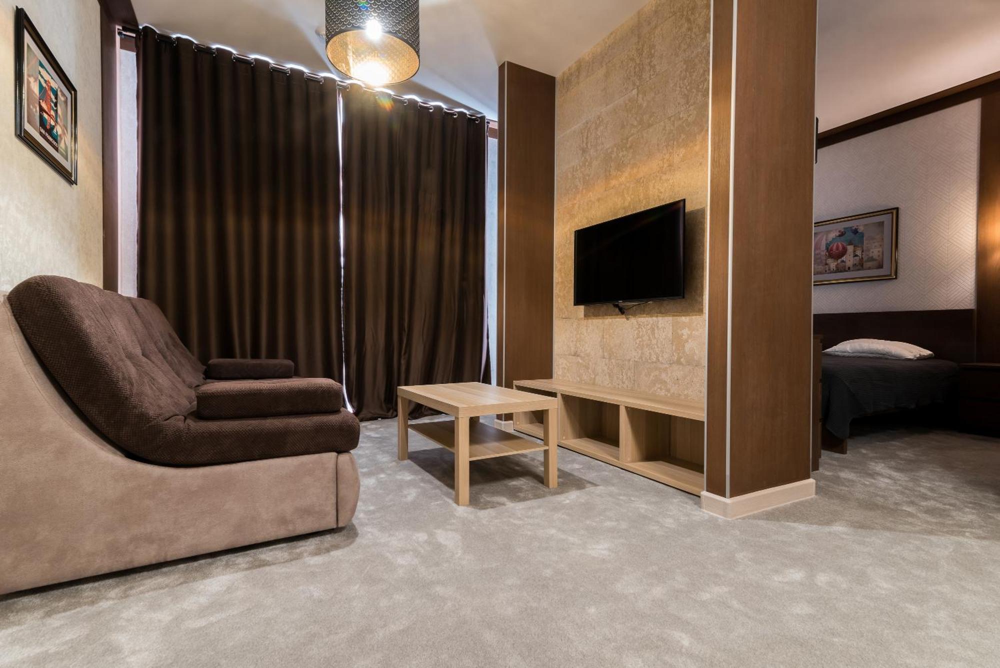 Lacasa Hotel Karaganda Ngoại thất bức ảnh