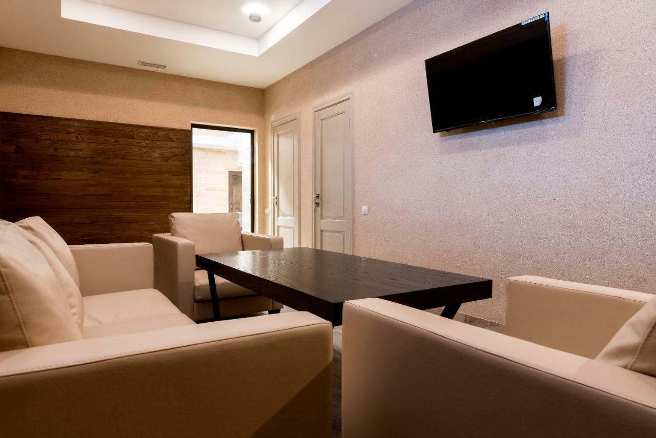 Lacasa Hotel Karaganda Ngoại thất bức ảnh