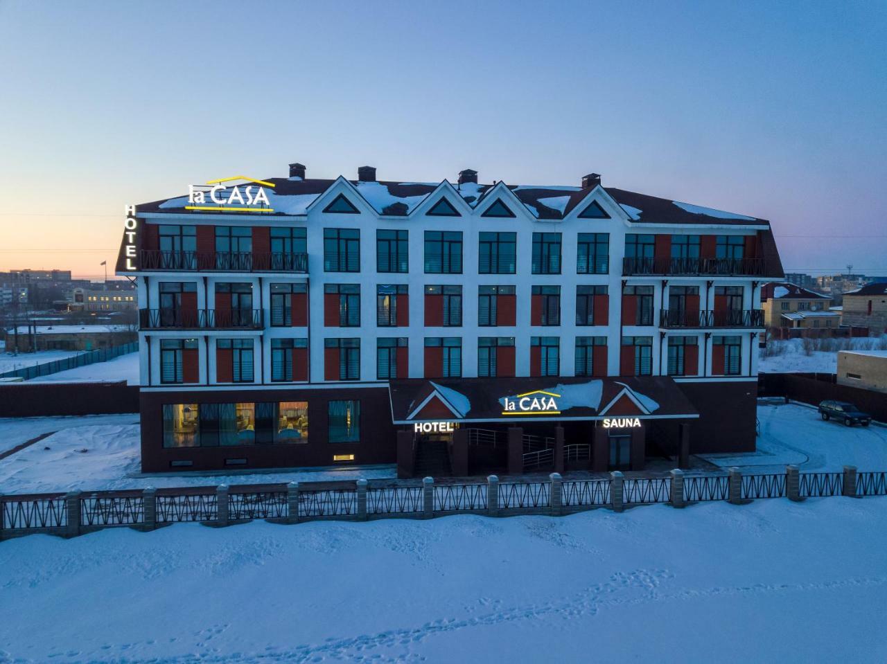 Lacasa Hotel Karaganda Ngoại thất bức ảnh